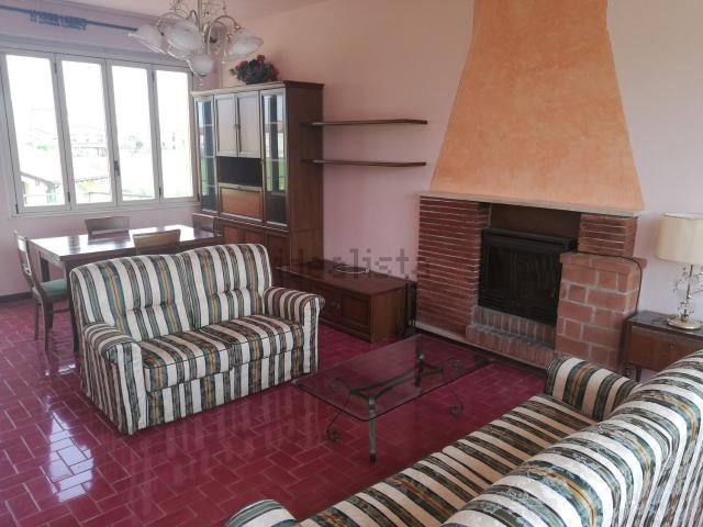 Appartamento in affitto di 120 m² in Via Guglielmo Marconi, 4