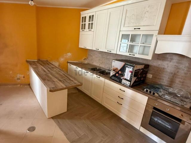 Appartamento in affitto di 120 m² in Via Damiano Assanti