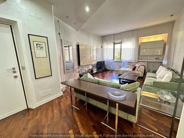 Appartamento in affitto di 120 m² in Via dei Campi Flegrei