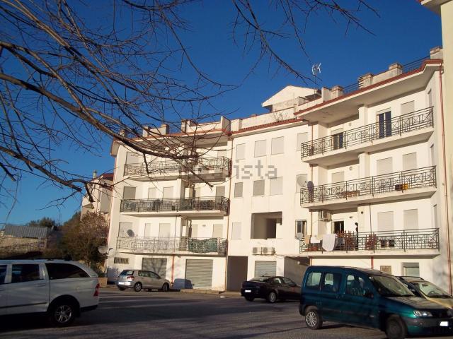 Appartamento in affitto di 120 m² in Via della Chiesa, 18
