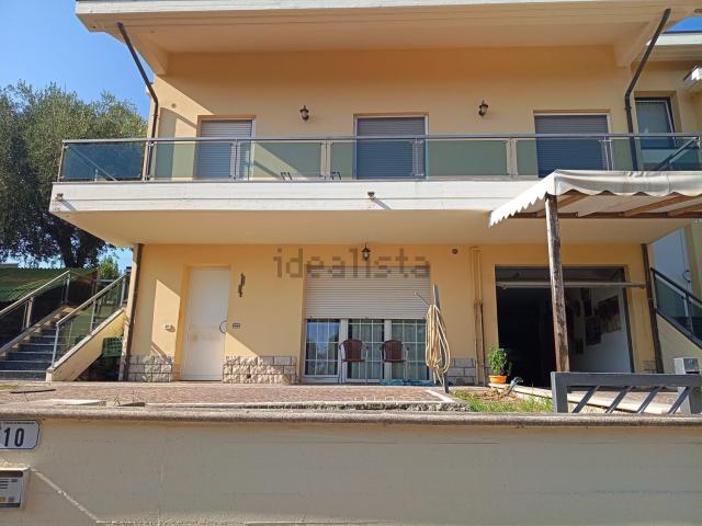 Appartamento in affitto di 120 m² in Via delle Regioni
