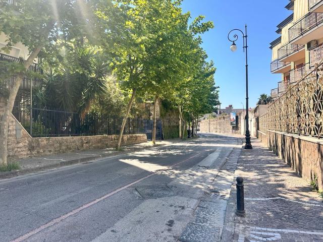 Appartamento in affitto di 120 m² in Via Emanuele Gianturco, 42