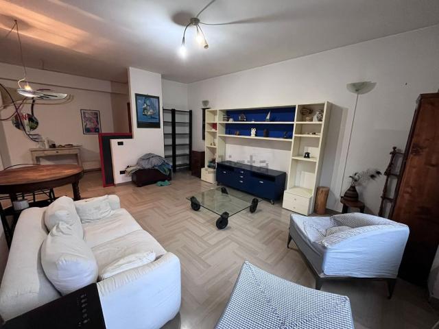Appartamento in affitto di 120 m² in Via Ferdinando Gregorovius
