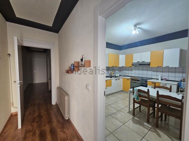 Appartamento in affitto di 120 m² in Via Firenze