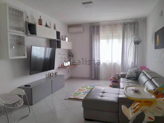 Appartamento in affitto di 120 m² in Via Francesco Petrarca