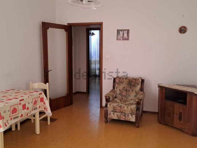 Appartamento in affitto di 120 m² in Via Fratelli Bandiera