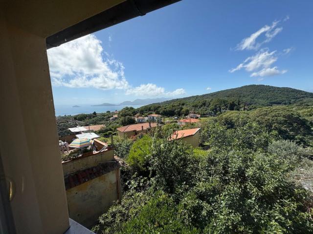 Appartamento in affitto di 120 m² in Via Fratelli Vivaldi, 1