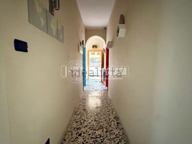 Appartamento in affitto di 120 m² in Via Fulvio Renella