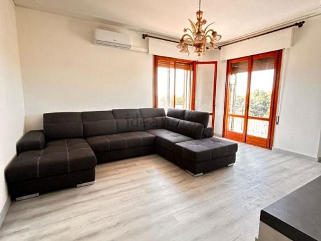 Appartamento in affitto di 120 m² in Via Orlanda