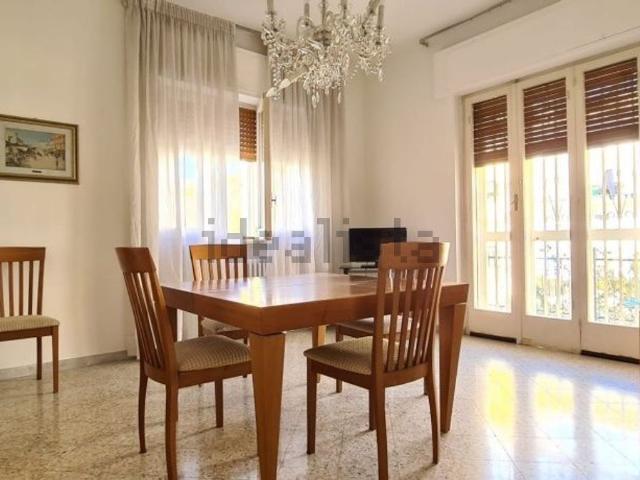 Appartamento in affitto di 120 m² in Via Lonigro