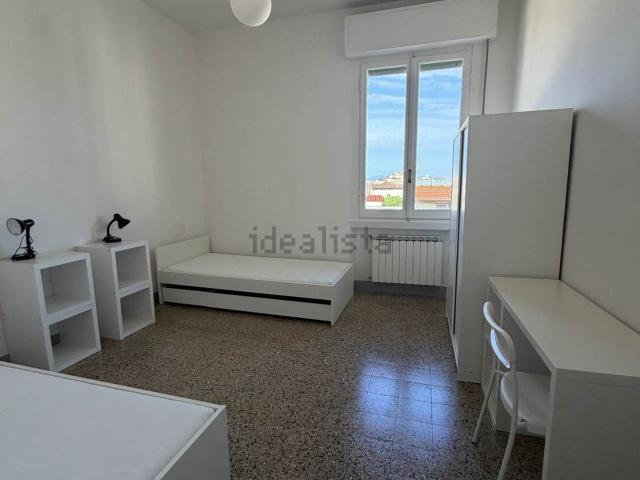 Appartamento in affitto di 120 m² in Via Lorenzo di Credi