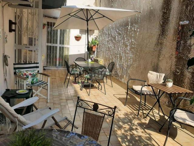 Appartamento in affitto di 120 m² in Via Livorno, 51