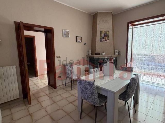 Appartamento in affitto di 120 m² in Via Libertà