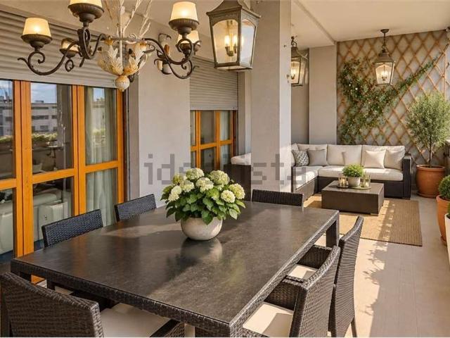 Appartamento in affitto di 120 m² in Via Savona, 103