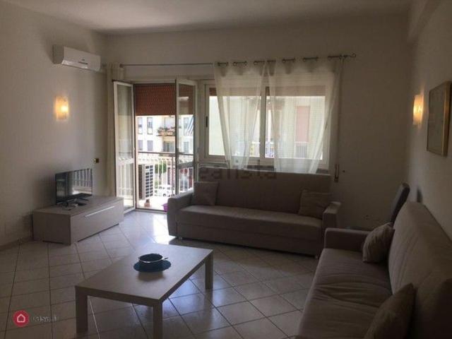 Appartamento in affitto di 120 m² in Via Sicilia