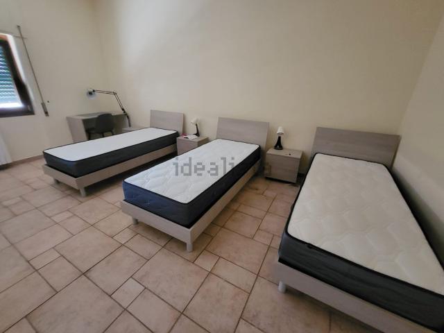 Appartamento in affitto di 120 m² in Via Porta Rufina