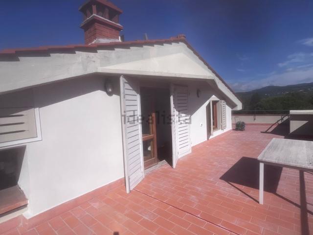 Appartamento in affitto di 120 m² in Via Roma, 95