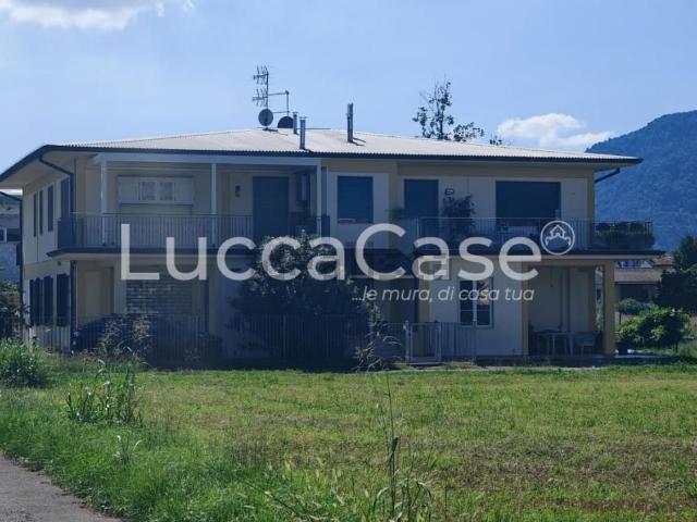 Appartamento in affitto di 120 m² in Via Teresa Bandettini, 354