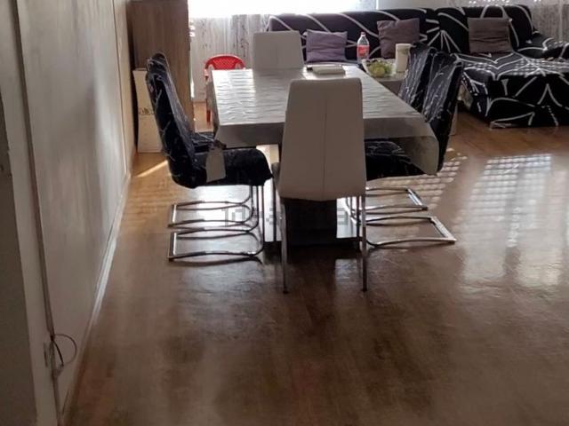 Appartamento in affitto di 120 m² in Via Verona, 38