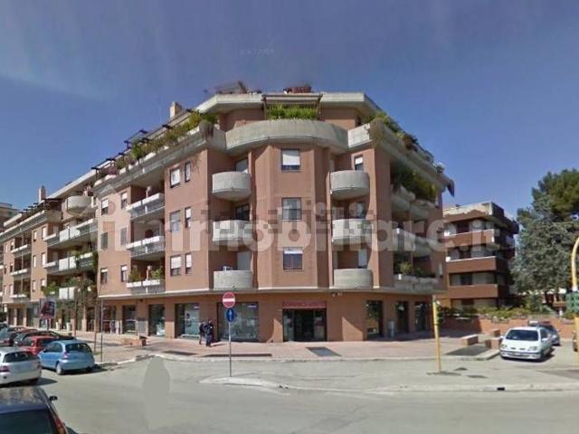 Appartamento in affitto di 120 m² in Viale degli Aviatori