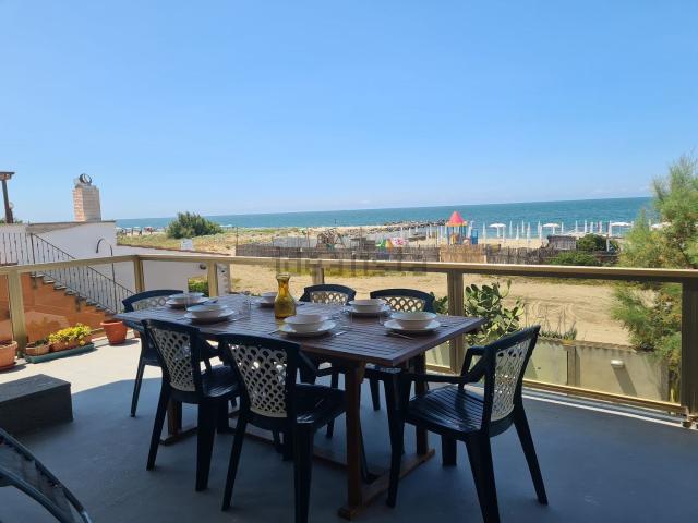 Appartamento in affitto di 120 m² in Viale di Focene