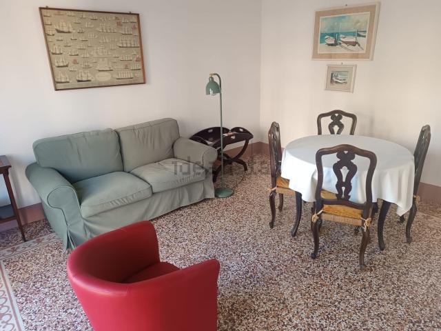 Appartamento in affitto di 120 m² in Borgo San Jacopo, 150