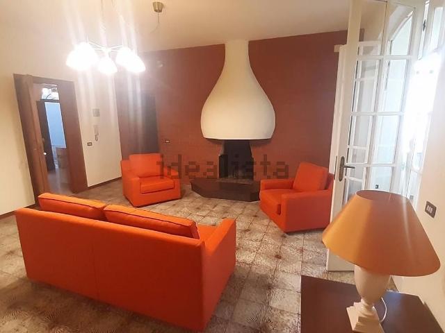 Appartamento in affitto di 120 m² in Piazza Santa Caterina