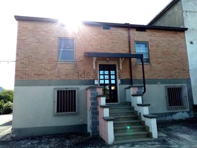 Appartamento in affitto di 120 m² in Strada Comunale Santa Maria de Foras