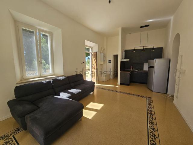 Appartamento in affitto di 120 m² in Strada del Castagno