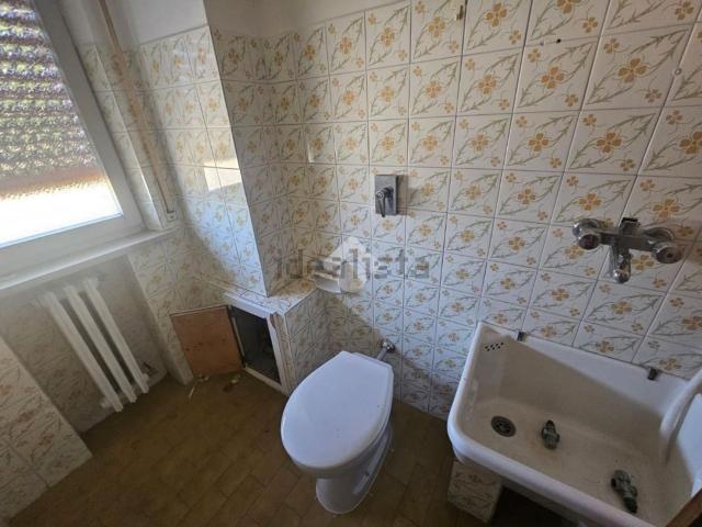 Appartamento in affitto di 120 m² in Strada Statale Goitese, 300