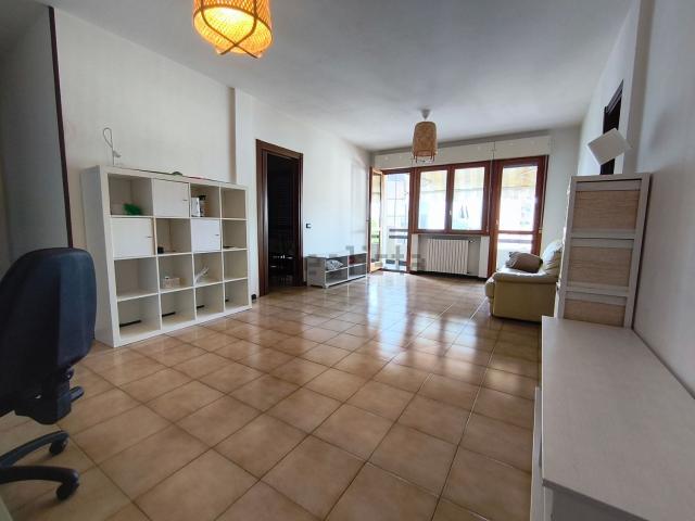 Appartamento in affitto di 130 m² in Strada Quarta, 6