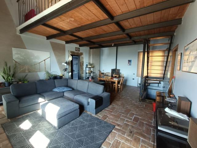 Appartamento in affitto di 121 m² in Via Barberini, 21