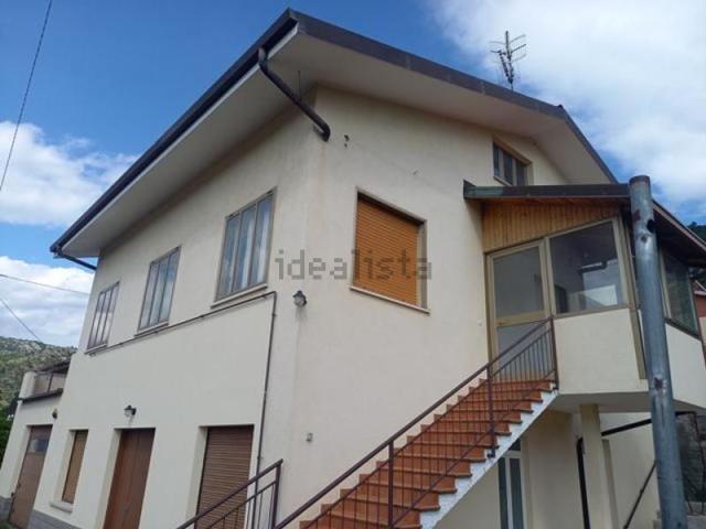 Appartamento in affitto di 122 m²