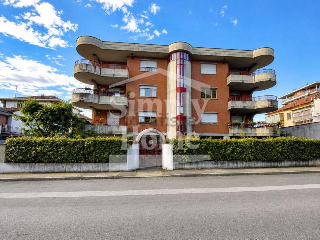 Appartamento in affitto di 122 m² in Via Cesare Battisti, 95