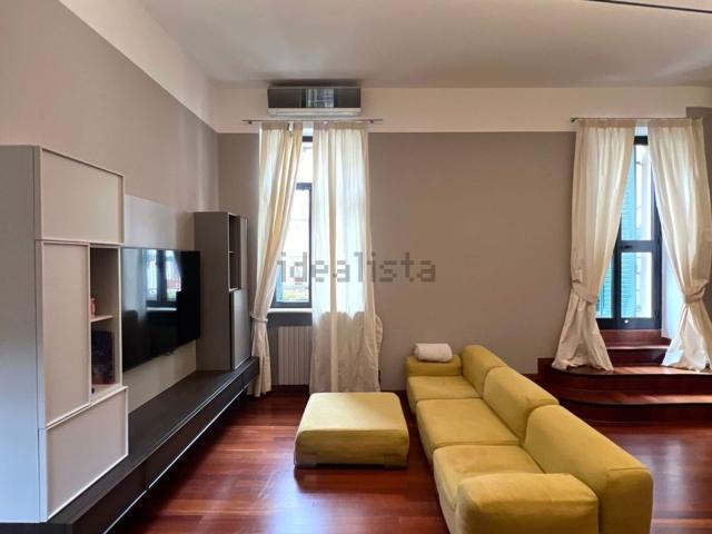 Appartamento in affitto di 122 m² in Via Antonio Cantore, 5