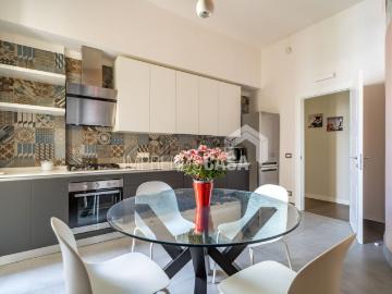 Appartamento in affitto di 122 m² in Via Luigi Natoli, 7