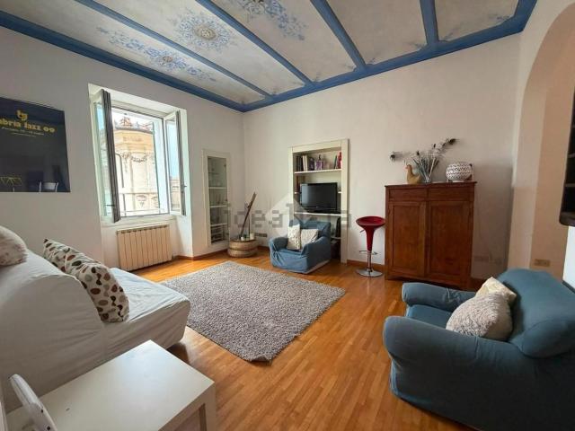 Appartamento in affitto di 122 m² in Via Ulisse Rocchi, 26