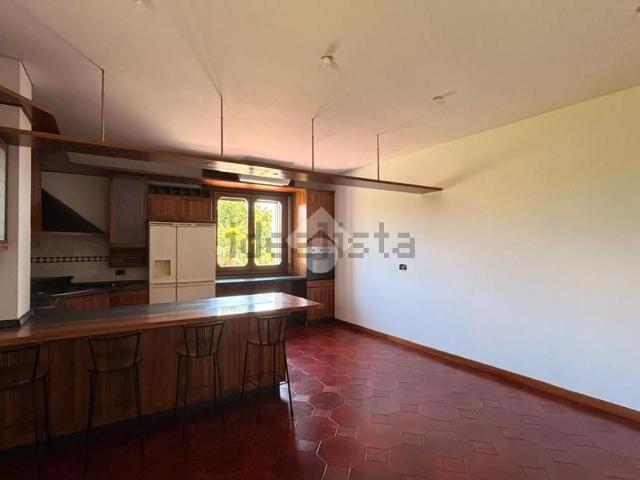 Appartamento in affitto di 123 m² in Via Guglielmo Marconi, 10