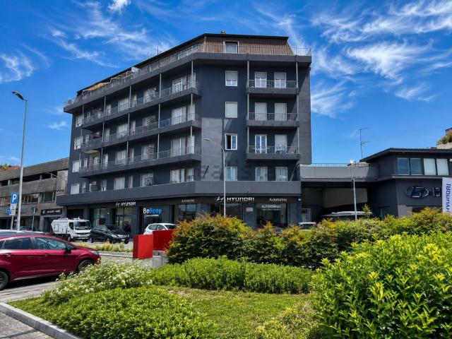 Appartamento in affitto di 123 m² in Viale Belforte, 4