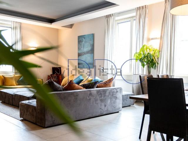 Appartamento in affitto di 123 m² in Piazza C.L.N 238