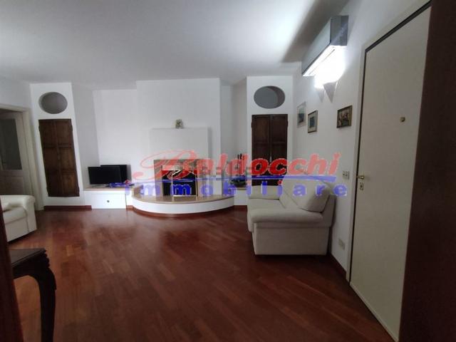 Appartamento in affitto di 124 m²