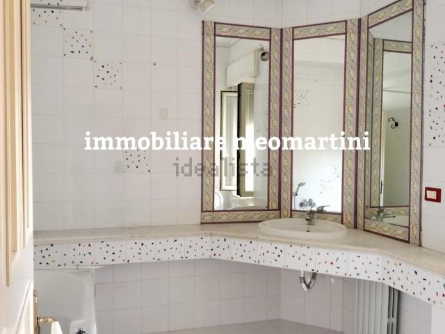 Appartamento in affitto di 125 m² in Via Arno