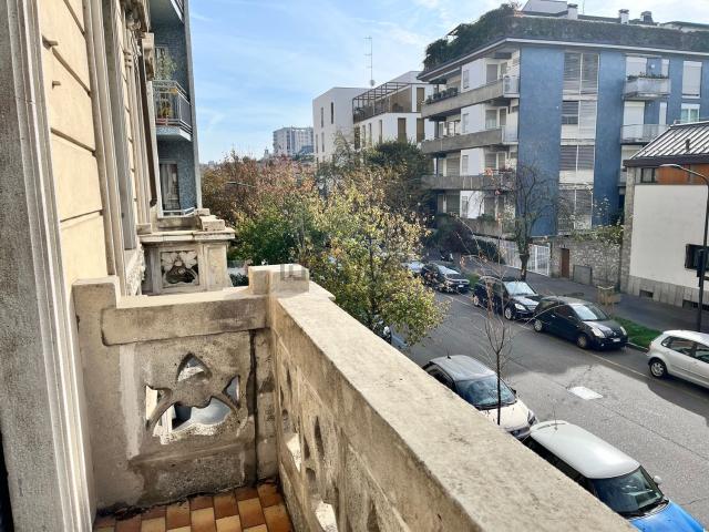 Appartamento in affitto di 125 m² in Via Monte Bianco, 48