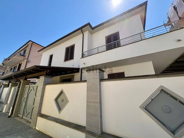 Appartamento in affitto di 125 m² in Via Pola, 32