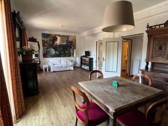 Appartamento in affitto di 125 m² in Viale Orazio Flacco, 49