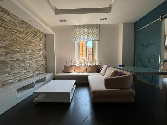 Appartamento in affitto di 126 m² in Via Alessandro Manzoni, 9