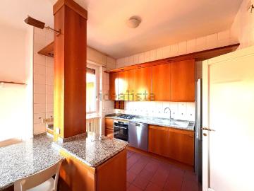 Appartamento in affitto di 128 m² in Via A. Sciesa, 6