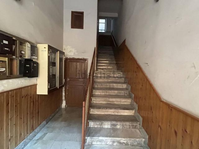 Appartamento in affitto di 128 m² in Via Napoleone Colajanni, 176