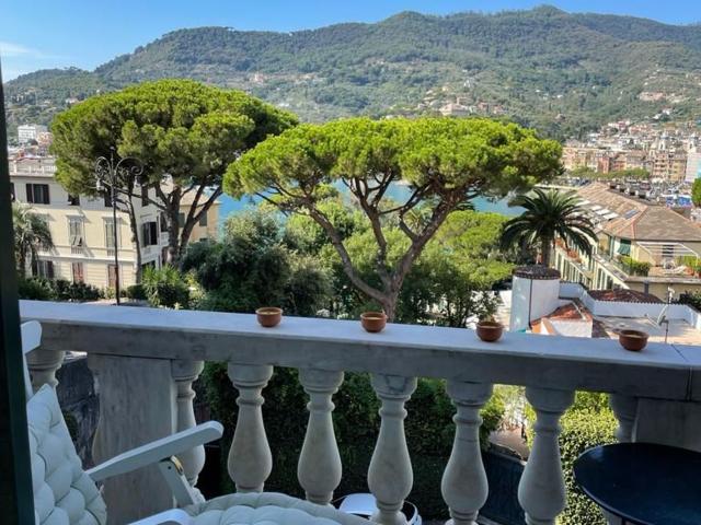 Appartamento in affitto di 128 m² in Via Pagana, 15