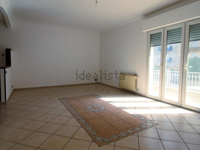 Appartamento in affitto di 128 m² in Via Pietro Maroncelli, 59